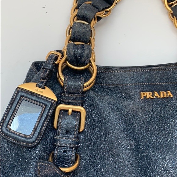 Prada purse - Picture 3 of 10